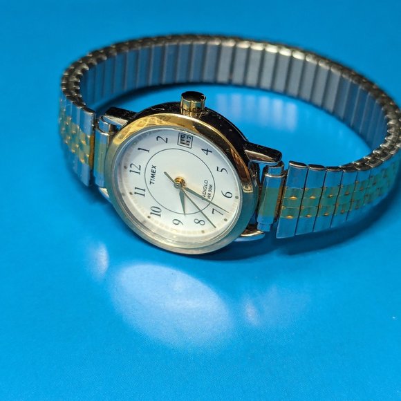 Timex Indiglo Vintage Date and Time Wristwatch Stretchable Band Medium wrist Int - Picture 7 of 8